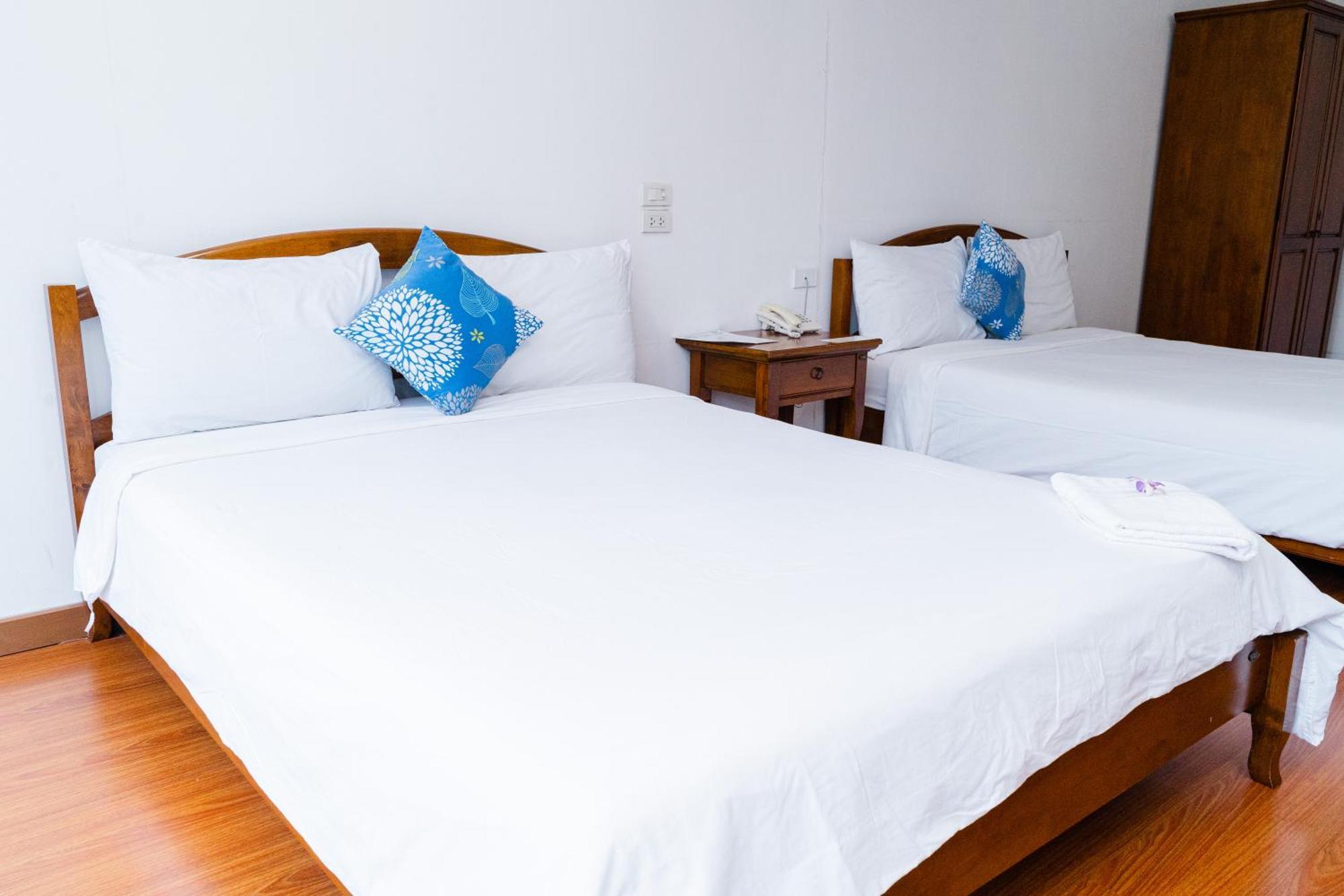 Baan Suan Khun Ta And Golf Resort Ubon Ratchathani Eksteriør billede