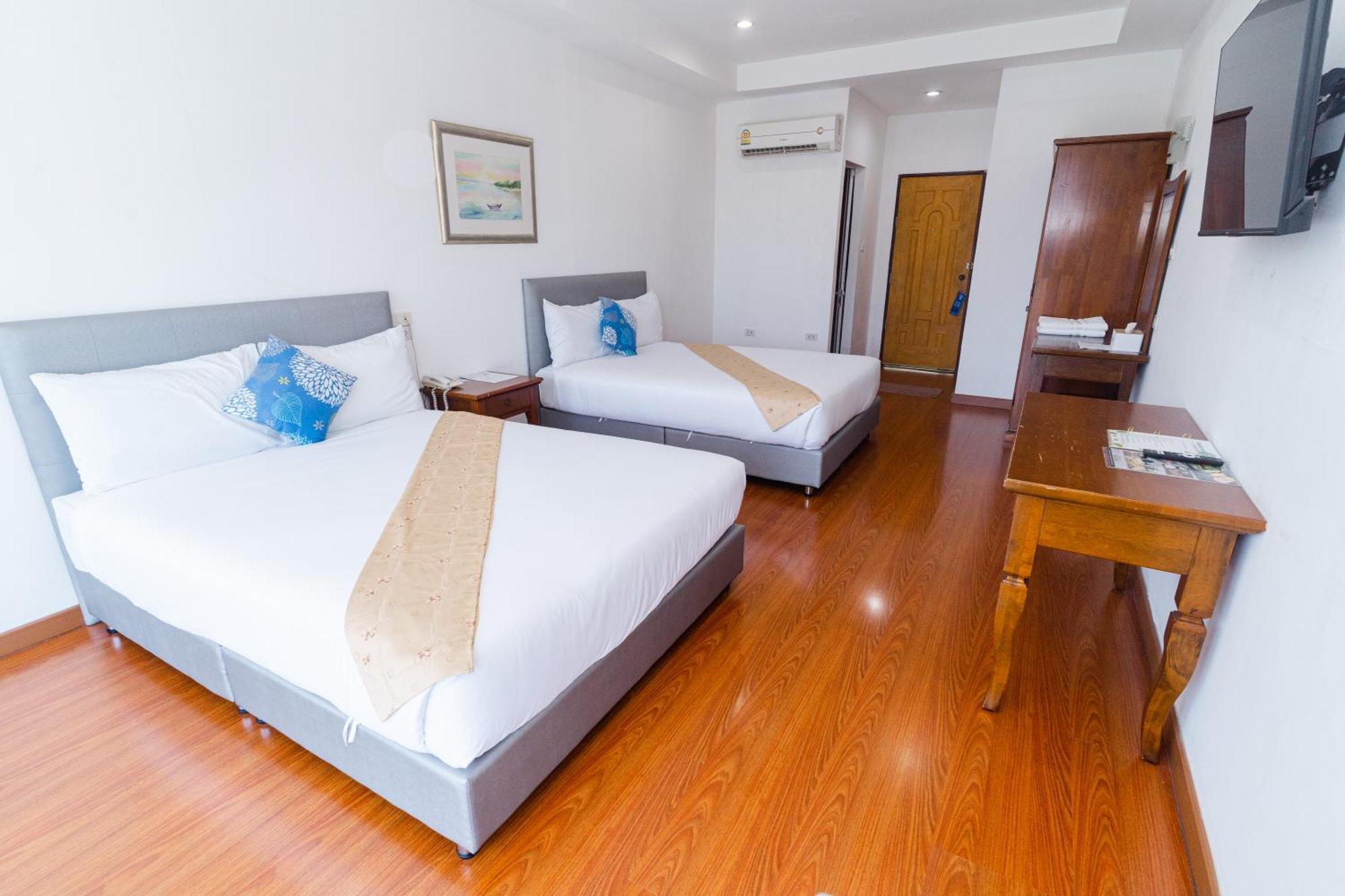 Baan Suan Khun Ta And Golf Resort Ubon Ratchathani Eksteriør billede