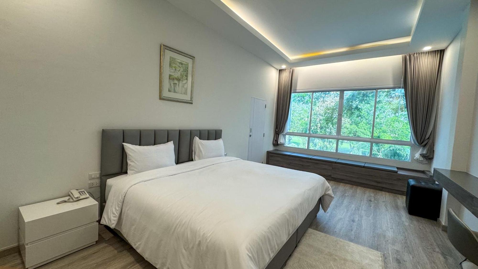 Baan Suan Khun Ta And Golf Resort Ubon Ratchathani Eksteriør billede