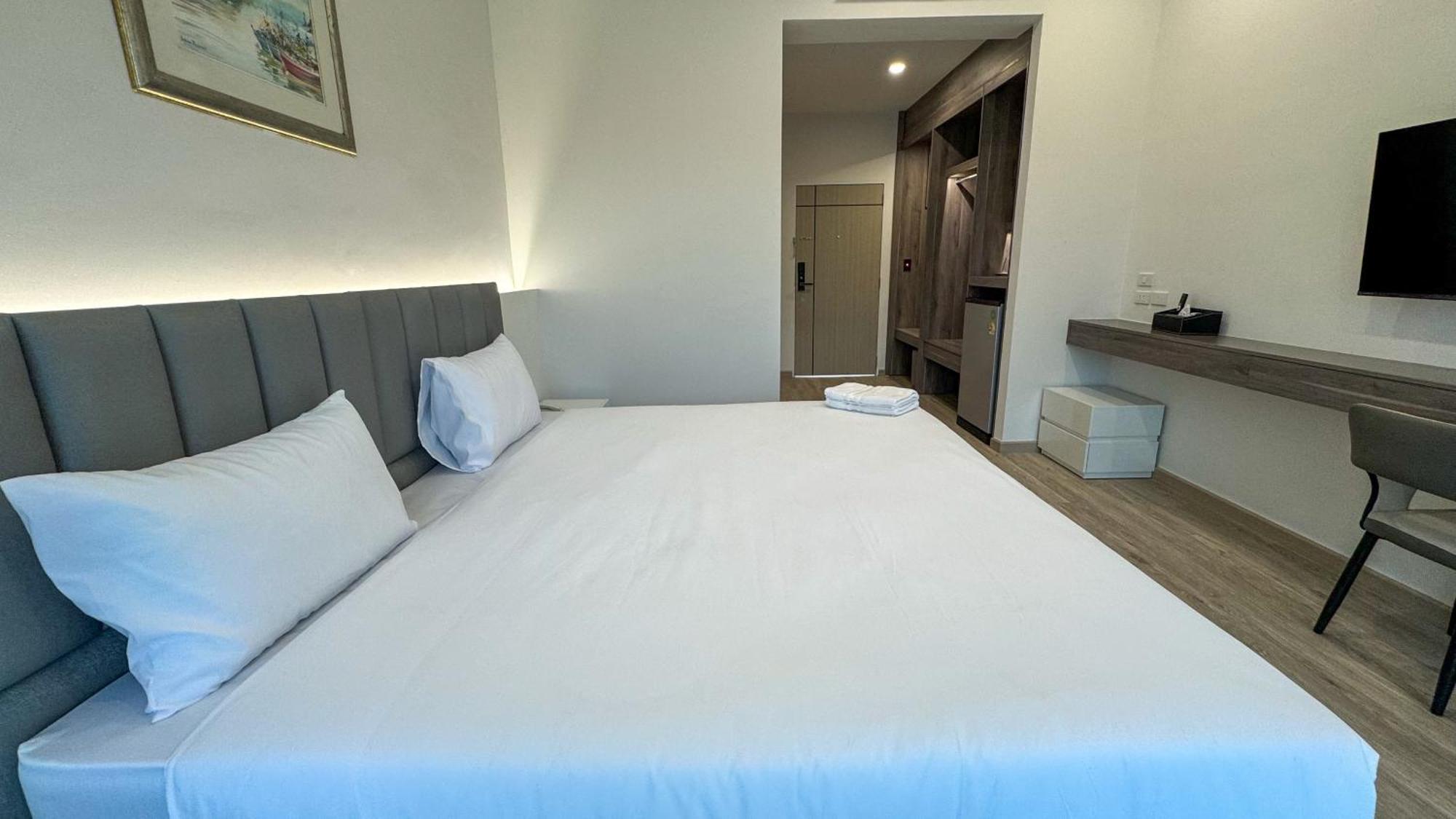 Baan Suan Khun Ta And Golf Resort Ubon Ratchathani Eksteriør billede