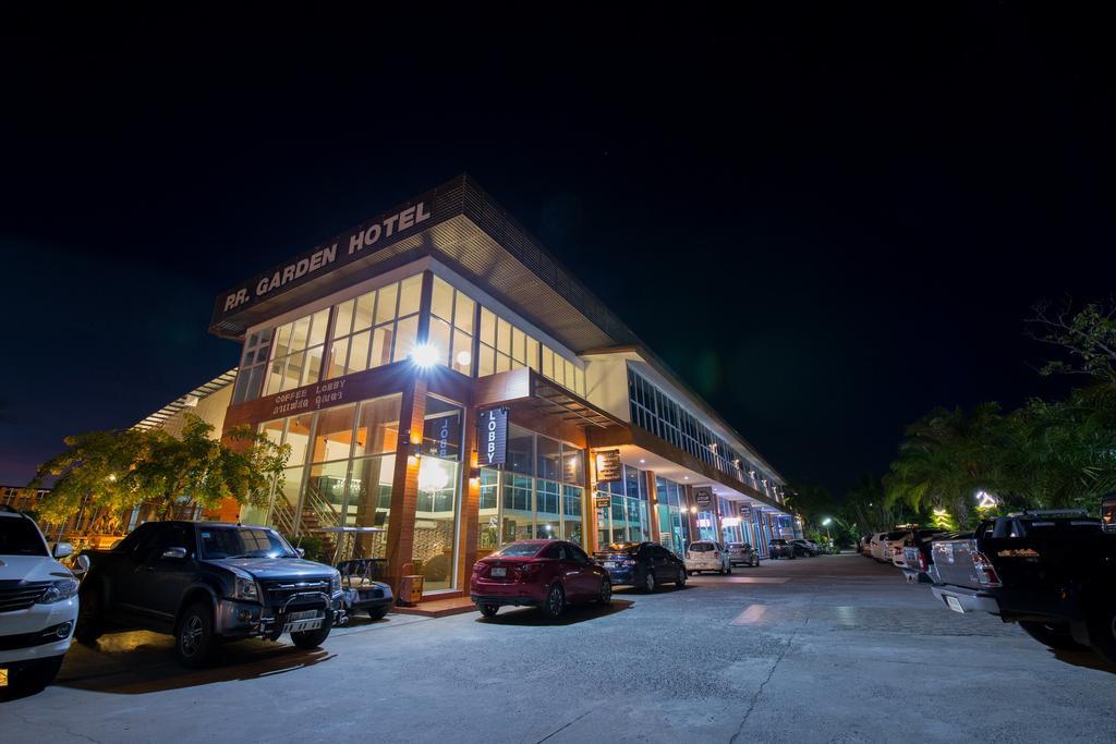 Baan Suan Khun Ta And Golf Resort Ubon Ratchathani Eksteriør billede