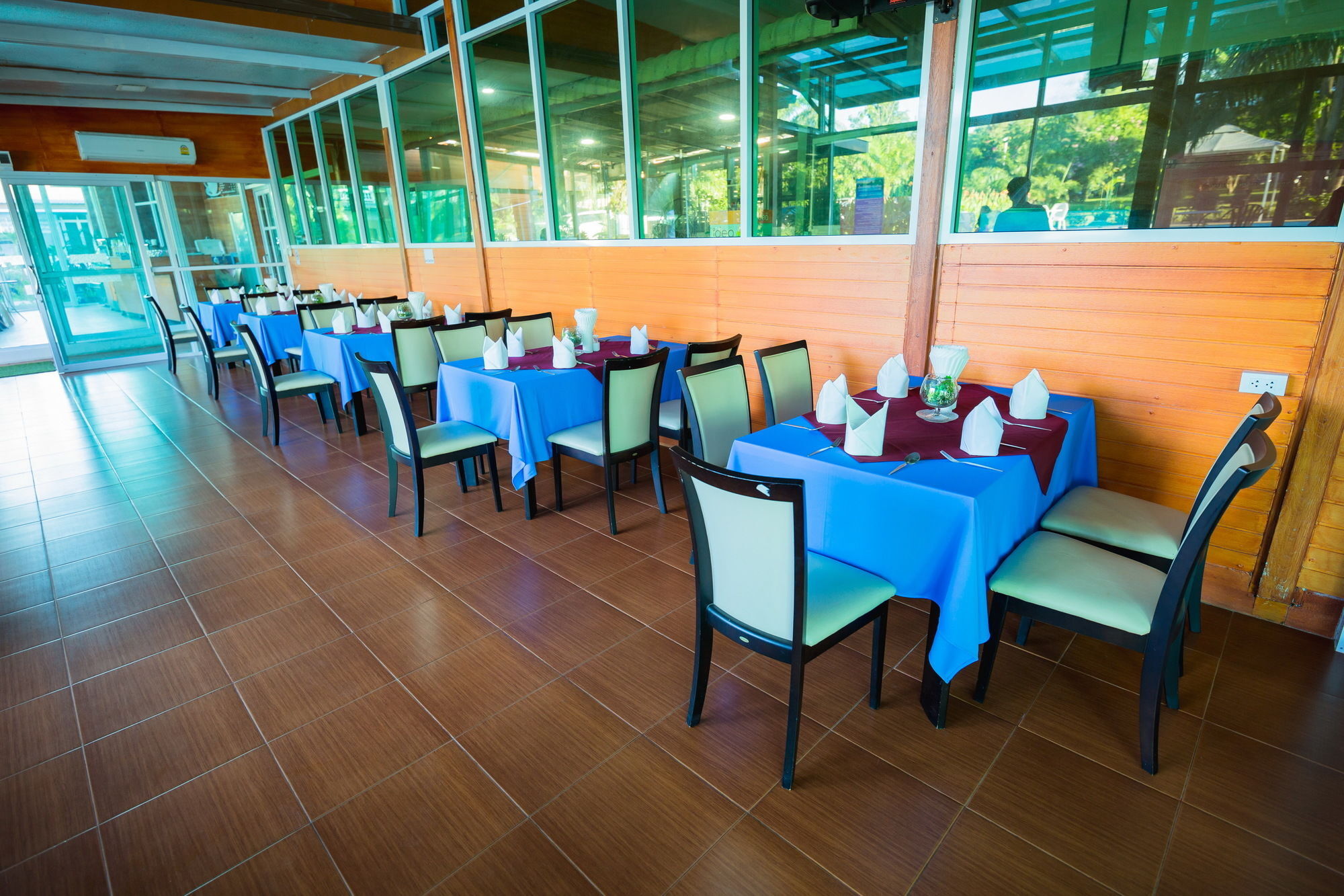 Baan Suan Khun Ta And Golf Resort Ubon Ratchathani Eksteriør billede